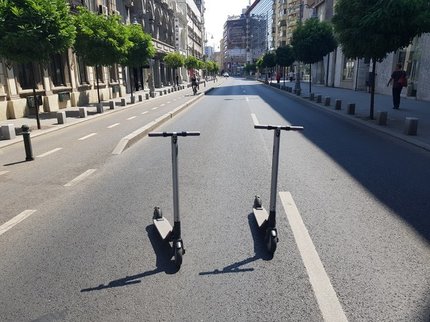 Conducătorii de biciclete şi trotinete, amendaţi de poliţişti