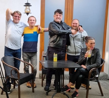 Tavi Colen este invitat special în sitcom-ul Oportuniştii