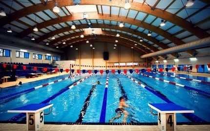 Bazinele de înot, investiţii de succes