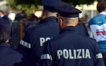 Un grup de români a pornit o bătaie în centrul oraşului Milano