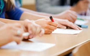 A început Bacalaureatul. ,,Ion" le-a purtat noroc