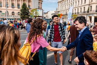 Calea Victoriei este din nou a pietonilor în weekend. Nicuşor Dan: A fost dat startul la „Străzi deschise” 2024