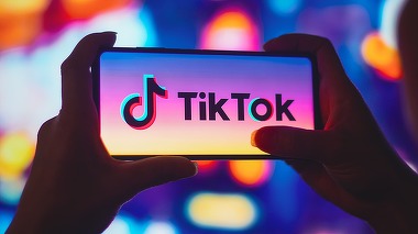 TikTok, investigată în UE: Comisia Europeană, deosebit de îngrijorată pentru copii, legat de efectul de dependenţă al platformelor