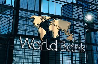 Banca Mondială a revizuit în scădere previziunile privind evoluţia economiei României în 2025 şi 2026