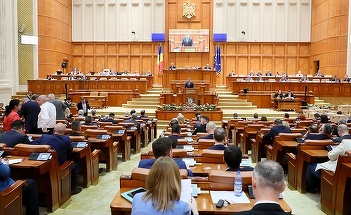 Senatul a declanşat procedura de alegere a unui judecător la CCR, după încheierea mandatului lui Marian Enache