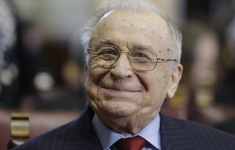 Spitalul „Agrippa Ionescu”: Starea lui Ion Iliescu se îmbunătăţeşte uşor, este stabil din punct de vedere cardiac şi respirator