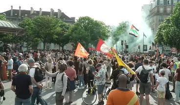 Franţa, paralizată azi de proteste: „Blocaţi totul!” / Mobilizare de amploare a forţelor de ordine / Zeci de persoane reţinute