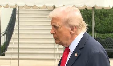 Trump confirmă desfăşurarea de submarine nucleare lângă Rusia: „Am fost puţin ameninţaţi de Rusia şi am trimis cea mai letală armă creată vreodată. Suntem cu 25 de ani înaintea lor”