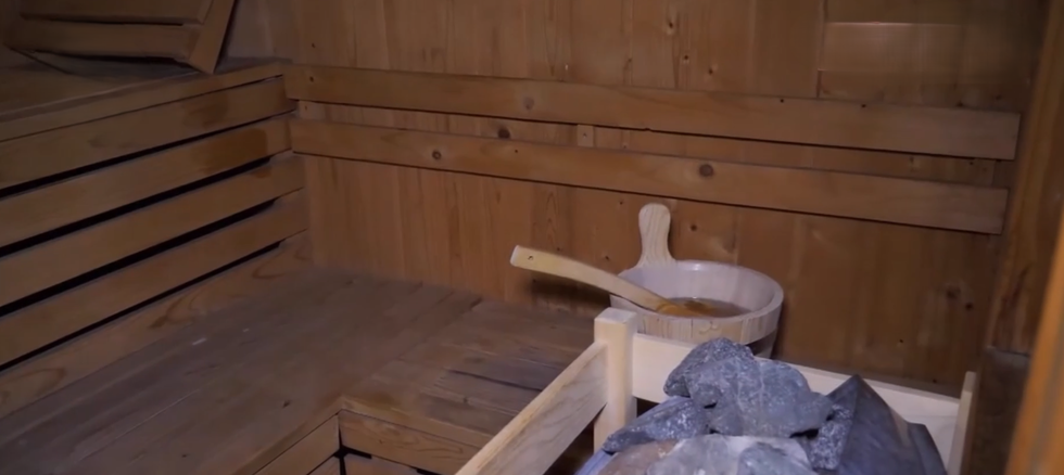 VIDEO. Terapii contrastante în staţiunea Vaţa Băi