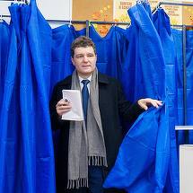 VIDEO. Nicuşor Dan, după vot: „Am ales pe cineva departe de corupţie şi mafia imobiliară. Coaliţia va rezista" / Ce au declarat Ciucu şi Băluţă