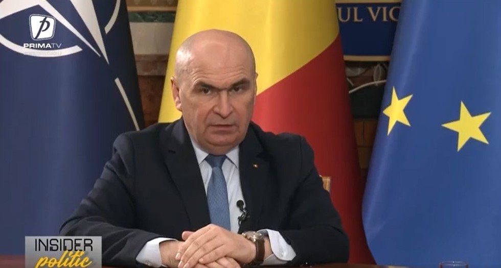 VIDEO. Cum răspunde premierul României la mesajul scandat de protestatari "Bolojan, te sună România"?