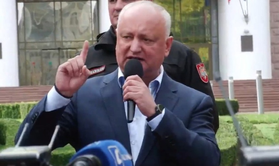 Socialiştii lui Igor Dodon vor ca Maia Sandu să fie pusă sub acuzare pentru trădare, după declaraţiile referitoare la unirea cu România