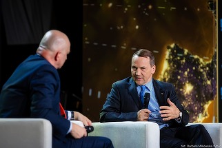 Ministrul de Externe polonez: Suntem aliaţi ai SUA, nu fraieri!