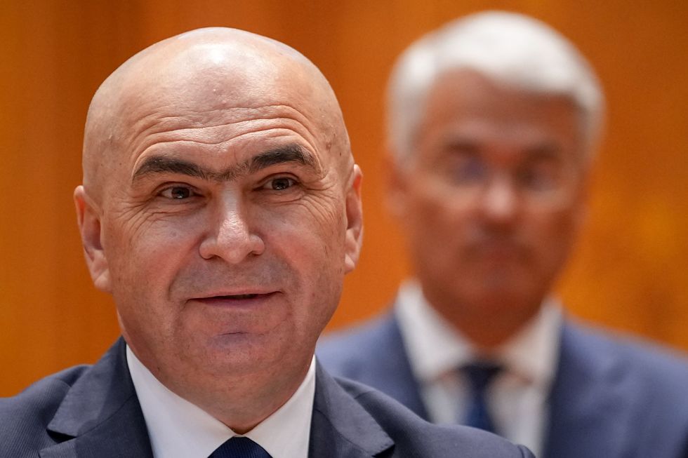 Conducerea PNL se reuneşte la Sibiu pentru analiza guvernării şi a situaţiei din coaliţie