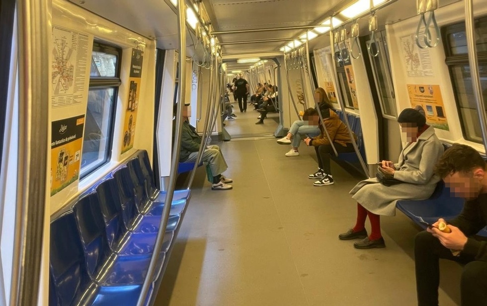 Călătoriile cu metroul s-ar putea scumpi cu 40% de la 1 mai. Metrorex: „O creştere lunară a veniturilor de circa 10 milioane de lei”