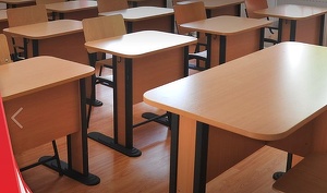 O învăţătoare a fost reţinută de Poliţie, după ce ar fi agresat un elev. Copilul rupsese foaia cu rezultatele de la Evaluarea Naţională