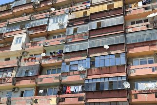 Fondul de rulment devine obligatoriu pentru toţi proprietarii de apartamente. „Lipsa lui poate aduce amenzi de până la 9.000 de lei”