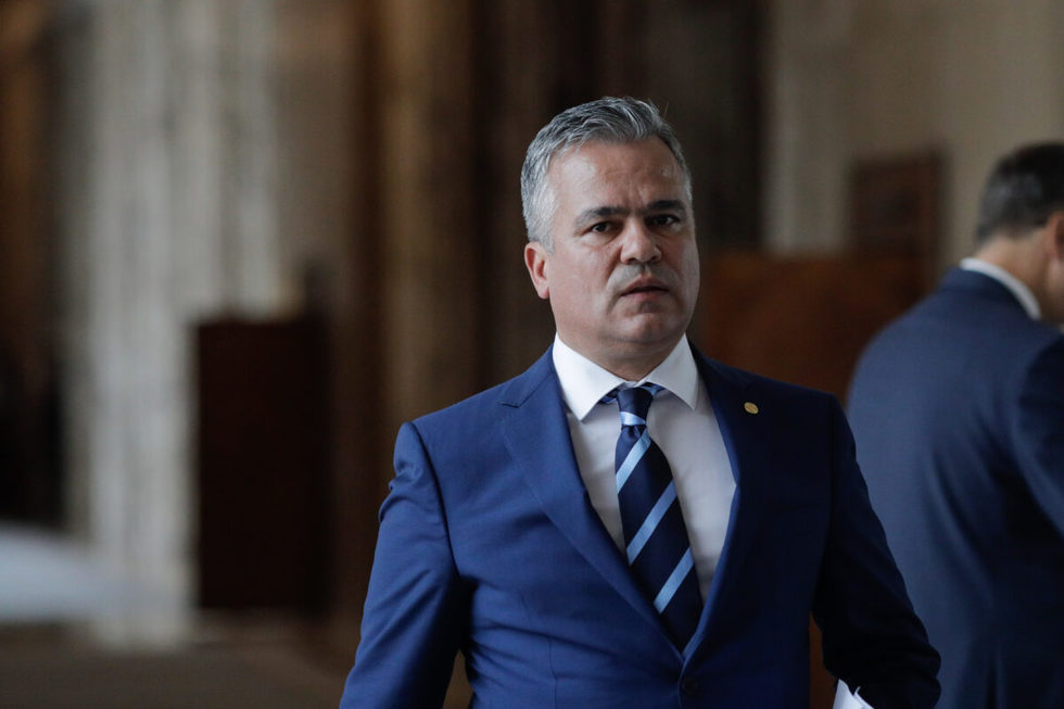 Adrian Veştea anunţă că va păstra programul de guvernare al lui Ilie Bolojan. „Nu pot face promisiuni despre pensii şi salarii”