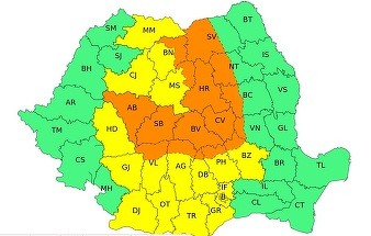 ANM anunţă vijelii, grindină şi rafale de vânt de până la 90 km/h. Zonele vizate de avertizările meteo