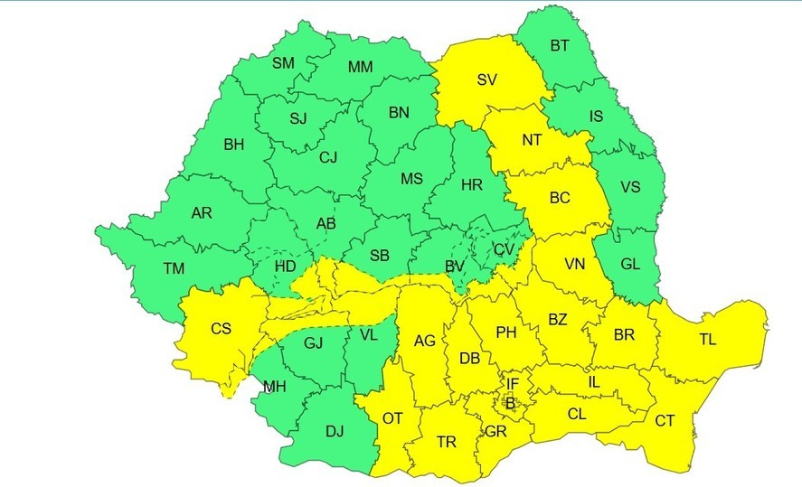 Vreme instabilă în weekend, în mai multe regiuni. ANM anunţă cod galben de averse torenţiale, descărcări electrice şi vânt puternic