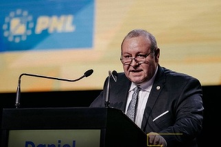 Scandal în PNL: Alin Tişe rupe tăcerea, spune că „greii” partidului confundă orgoliul cu leadershipul şi lansează o nouă platformă. Fenechiu îi răspunde