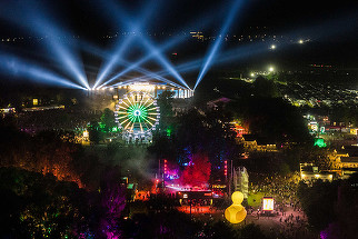 Electric Castle 2026 a ajuns la final. Peste 262.000 de participanţi în cele patru zile de festival