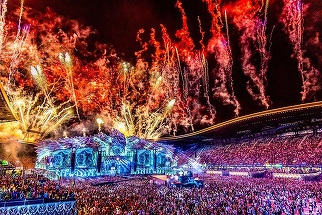 Cea mai mare scenă de festival realizată vreodată în România va prinde viaţă la UNTOLD ONE 2026