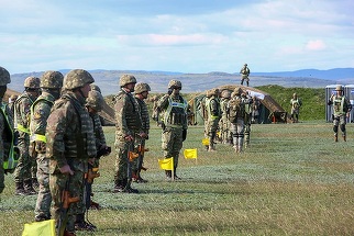 Rezerviştii din trei judeţe, chemaţi la exerciţii militare în septembrie. MApN verifică pregătirea pentru apărare