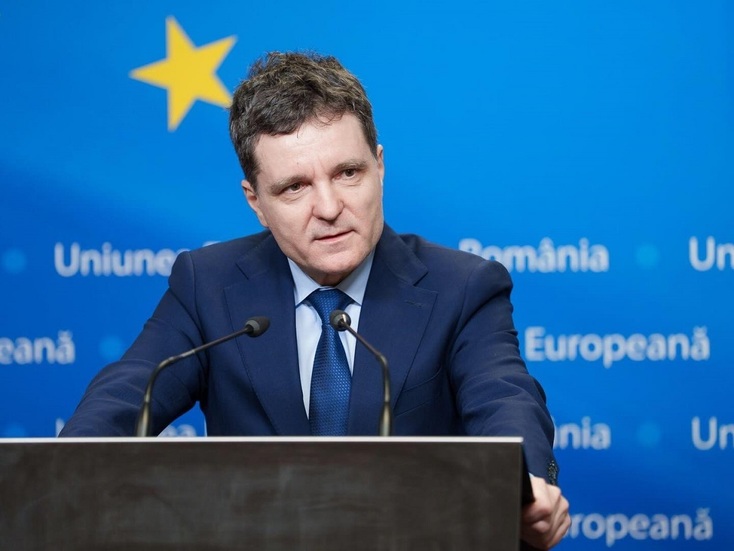 Nicuşor Dan atacă la CCR Legea integrităţii. Preşedintele contestă obligaţia partenerilor demnitarilor de a depune declaraţii de avere