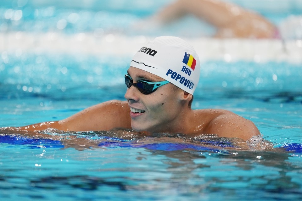 David Popovici, aur la proba de 100 de metri liber la Campionatul European de Nataţie de la Paris. Românul a stabilit un nou record