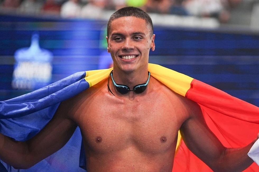 David Popovici, aur pentru istorie la Europenele de nataţie. Românul a câştigat pentru a treia oară consecutiv proba de 200 m liber