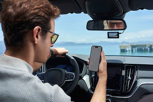 Ai surprins o ilegalitate în trafic şi vrei să o postezi? Ce rişti dacă în filmare apar numere de înmatriculare sau chipuri