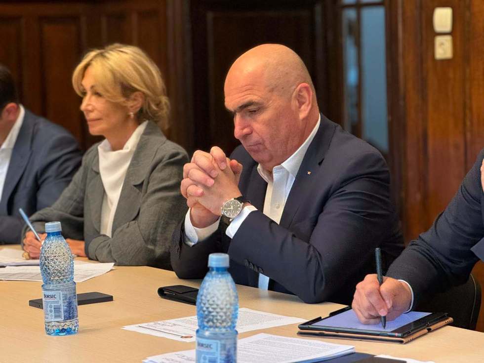 Cotidianul.ro - Ilie Bolojan tinde să nu susţină un guvern cu miniştri PSD şi nu respinge anticipatele. Ce spune despre scenariile vehiculate