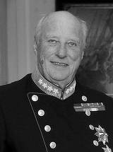 Norvegienii îşi iau rămas-bun de la regele Harald. Mulţimi de oameni s-au adunat la Palatul Regal