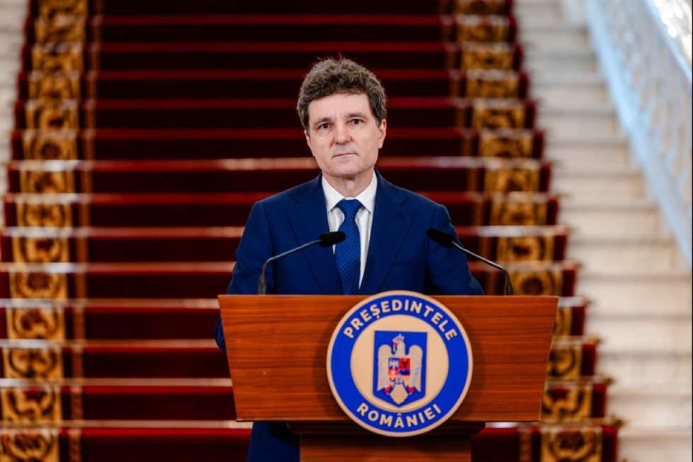 Nicuşor Dan, mesaj pentru pompierii români de ziua lor. „Succesul oricărei misiuni de salvare se bazează pe spiritul de sacrificiu şi pe solidaritatea umană”