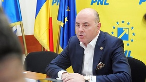 Alexandru Muraru: PSD, cel mai hulit partid din România, riscă să se înjumătăţească dacă blochează Guvernul Mureşan
