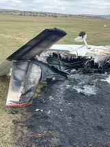 Incident aviatic la Iaşi. Un avion de mici dimensiuni s-a prăbuşit din cauza unor probleme tehnice. Pilotul a ajuns la spital