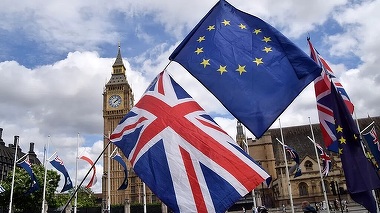Aproape jumătate dintre britanici ar susţine revenirea Marii Britanii în Uniunea Europeană. Sondaj
