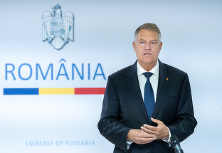 Klaus Iohannis: Ziua Veteranilor de Război ne readuce în memorie meritele celor care au luptat pentru împlinirea idealurilor naţionale