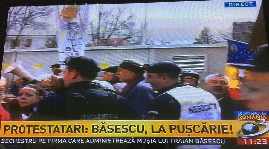 Basescu Antena 3 la puscarie