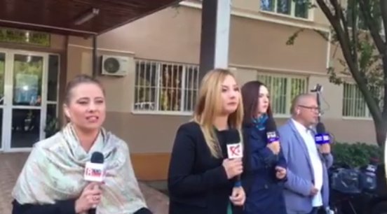 VIDEO de excepţie. Sincron la grămadă. Cinci reporteri în direct, fiecare "pe limba lui"