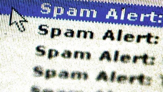 Facebook, noi măsuri împotriva titlurilor înşelătoare. Sunt vizate postările de tip spam