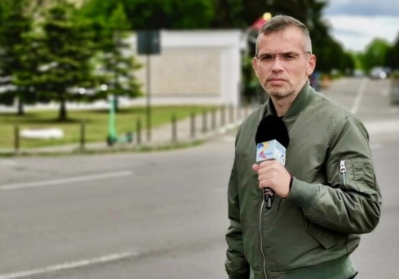 Jurnalistul Adelin Petrişor (TVR) va transmite şi în acest an de la parada militară de 1 Decembrie: „De fiecare dată am încercat să fiu critic, să vorbesc şi despre neajunsurile armatei...”