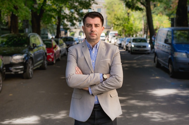 Adrian Cojocaru a fost jurnalist la Digi24 şi este fondatorului agenţiei de comunicare şi consultanţă Core Media Hub / foto: arhiva personală