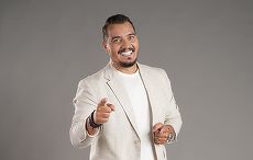 Xtra Night Show de weekend, fără Bursucu. Cine prezintă