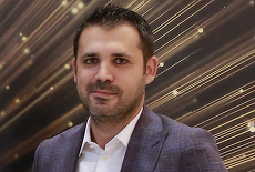 Un fost om de media şi prezentator TV face un Târg de Crăciun într-un parc din Bucureşti. "E complet independent, fără fonduri publice". Un balon cu aer cald, printre atracţii