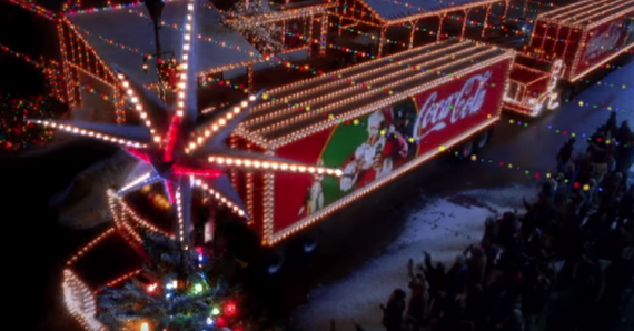 (P) Iconicele camioane Coca-Cola de Crăciun vin la Bucureşti. Când le puteţi vedea