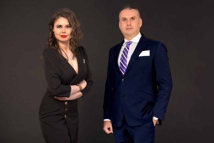 PARTENERIAT. Realizatoarea TV Kristine Bago, rubrică în ziarul Nine O'Clock