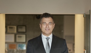 Dr. Claudiu Cheleş, Vicepreşedinte ARPIM: Modernizarea industriei farmaceutice poate să fie un motor de competitivitate şi, în egală măsură, un motor de creştere şi de evoluţie economică şi socială