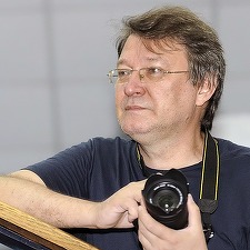 Opinii: Cum să facem negrul alb, trecând printr-un maroniu delicat